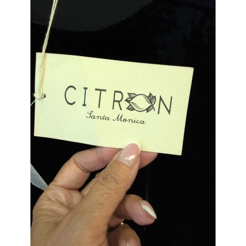 Citron nwt santa